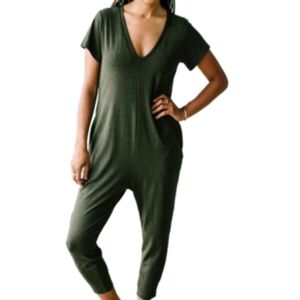 Smash + Tess Jumpsuit  Women's V-Neck  Green Short Sleeves Bamboo